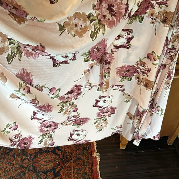 Floral wrap dress - Picture 8 of 17